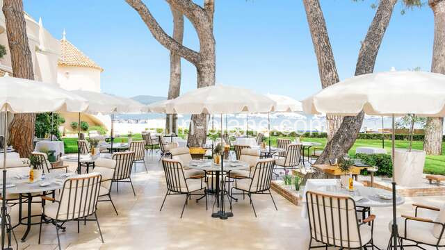 Luxury & Michelin-Starred Restaurants in Saint-Tropez