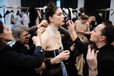 Paris Fashion Week Women&rsquo;s Highlights Autumn/Winter Collections