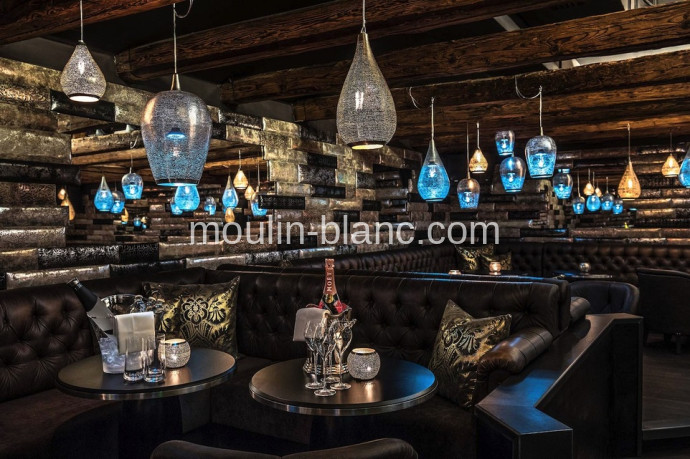 Exclusive Zurich Nightlife: Best Clubs & Bars Exclusive Zurich Nightlife: Best Clubs & Bars