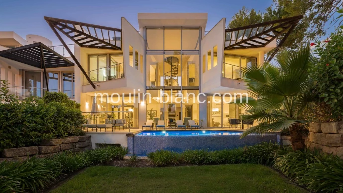 Private Villa Rentals in Marbella: Sierra Blanca, La Zagaleta , the Golden Mile