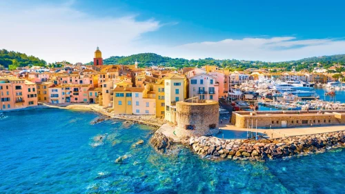 Exclusive Saint-Tropez Experiences: Yacht Charters, Regattas & Proven&ccedil;al Markets