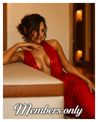 Sandra 25 years Dubai
